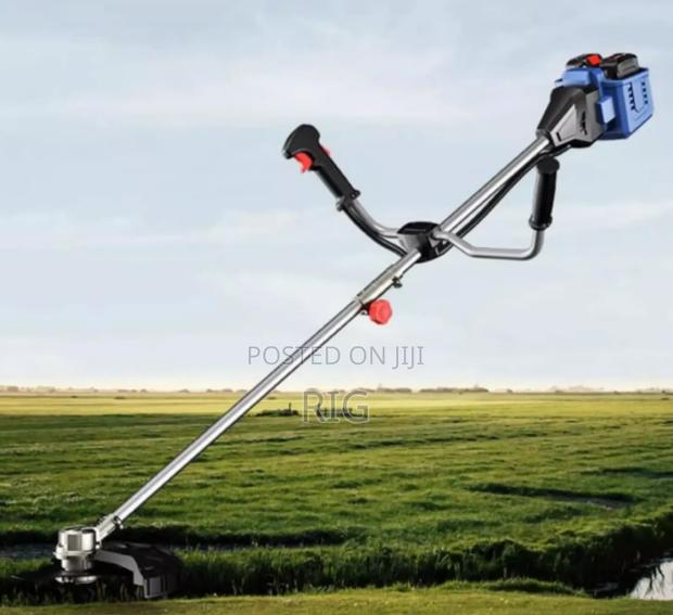 Rechargeable Brushless Lawn Mower · Photo 1