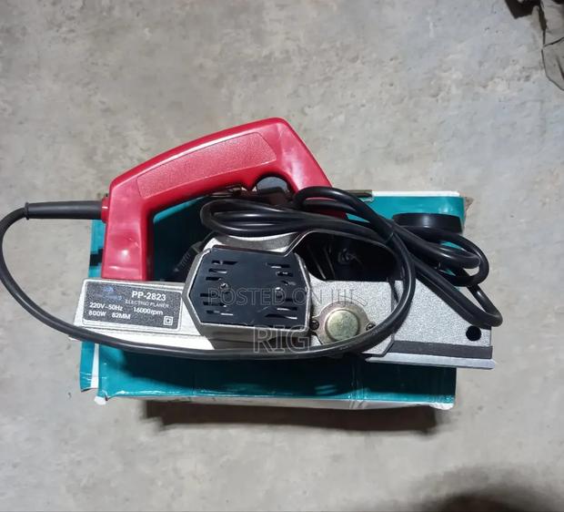 Electric Planer · Photo 2