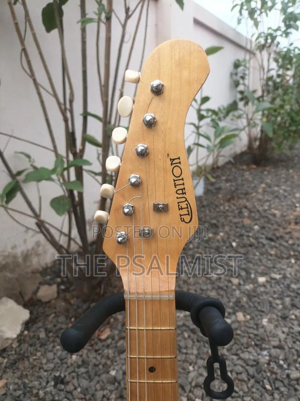 Elevation Mini Electric Guitar · Photo 2