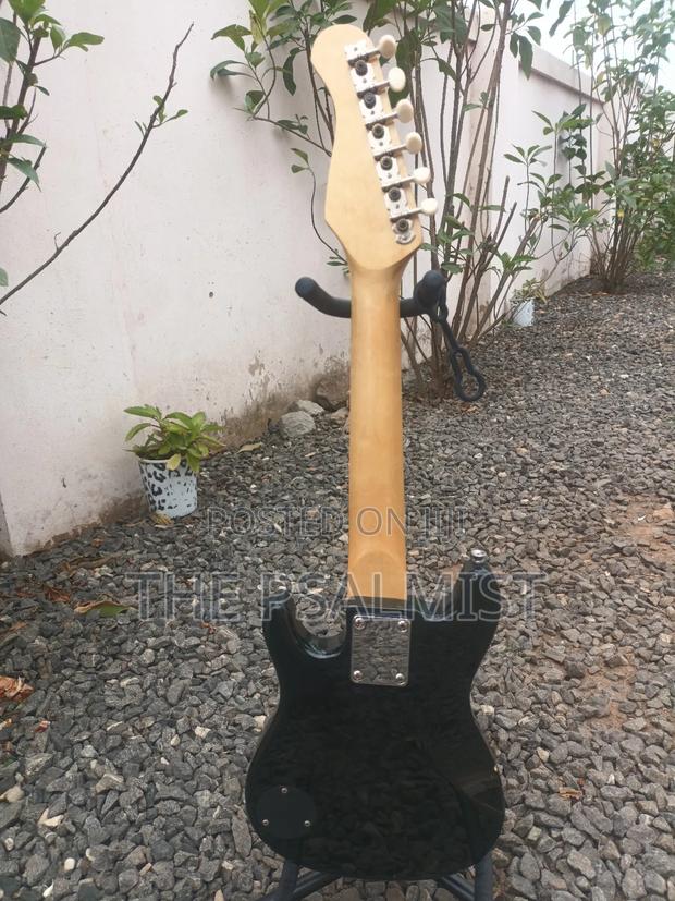 Elevation Mini Electric Guitar · Photo 3