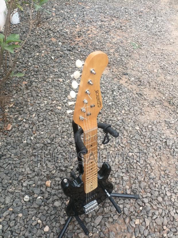 Elevation Mini Electric Guitar · Photo 5