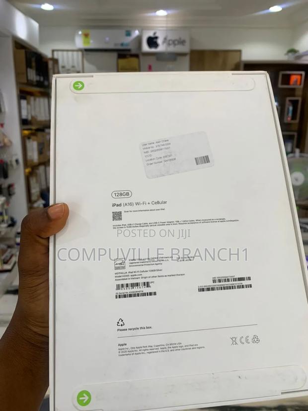 New Apple iPad (2025) 128 GB Silver · Photo 2