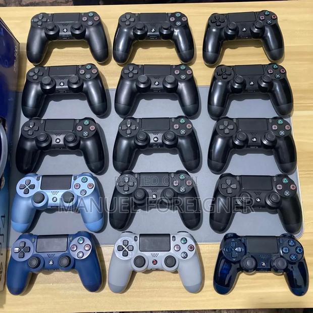 Ps4 Used Controller · Photo 1