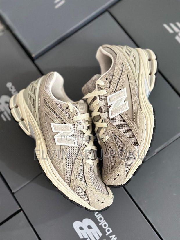 New Balance 1906r Comes In Different Colors , Swipe >>> · Photo 3