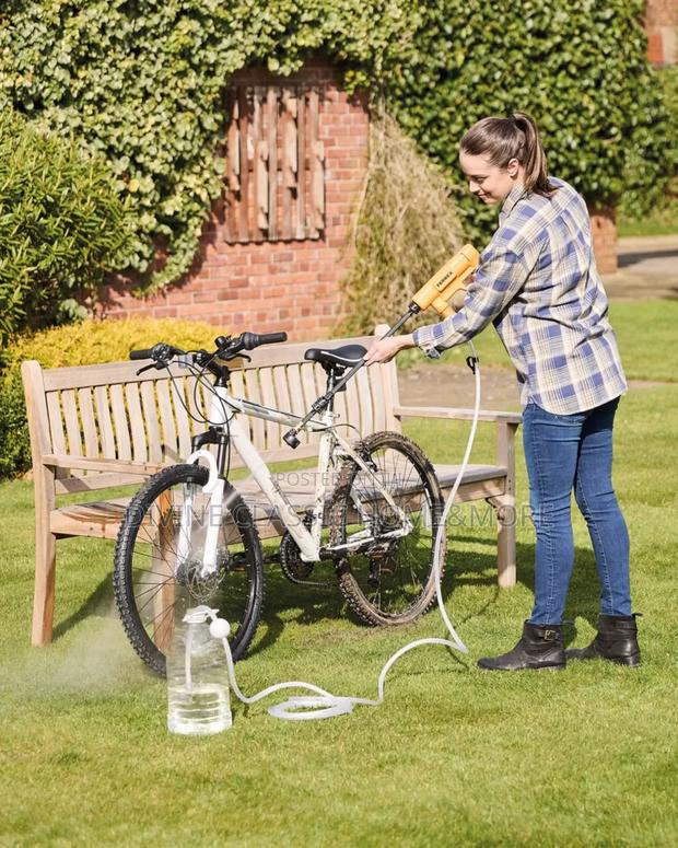 Ferrex Cordless High-Pressure Washer (22 Bar) · Photo 3
