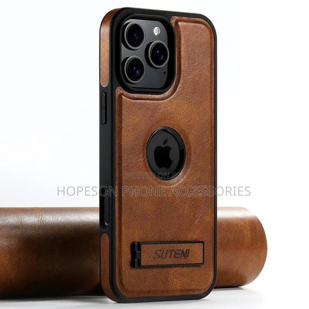 iPhone Leather Case, Magsafe Wireless Charging Support and Kick-Stand · Photo 7