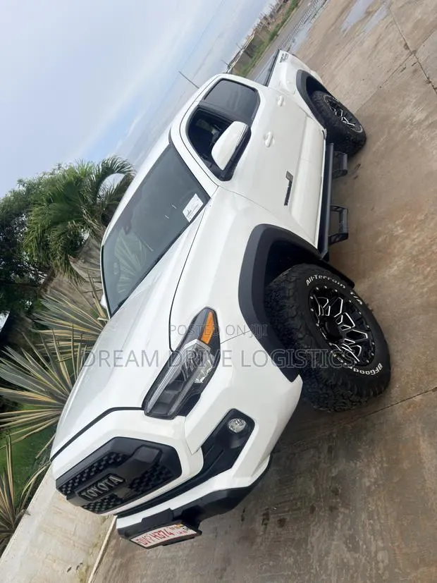 Toyota Tacoma TRD Off Road Access Cab 6' Bed V6 AT 2023 White · Photo 1