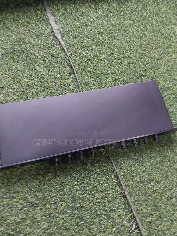 DBX Ex 3000 Processor(Excitor) · Photo 6