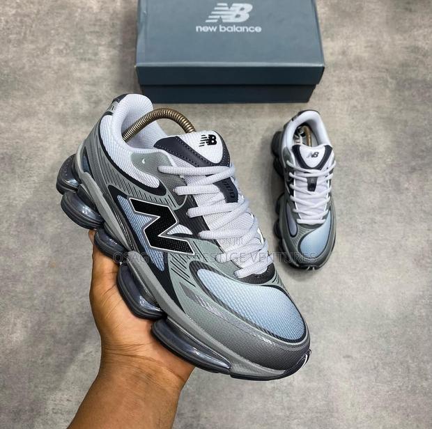 Quality New Balance Sneaker · Photo 1