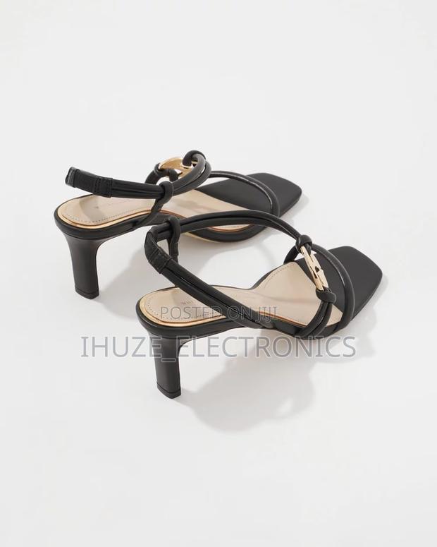 Mariner Link Sandal (Us Size 7). 100% Leather · Photo 3