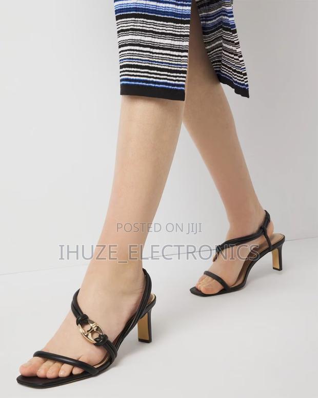 Mariner Link Sandal (Us Size 7). 100% Leather · Photo 1