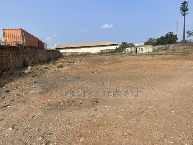 3.5 Acers of Land at Tema Valco Roundabout for Sale · Photo 4