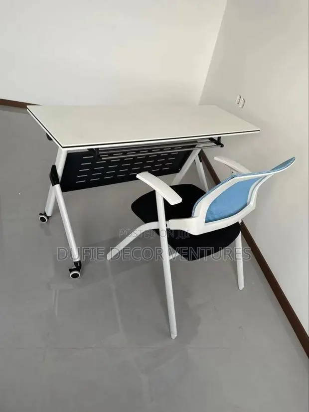 Sliding Table and Chair · Photo 1