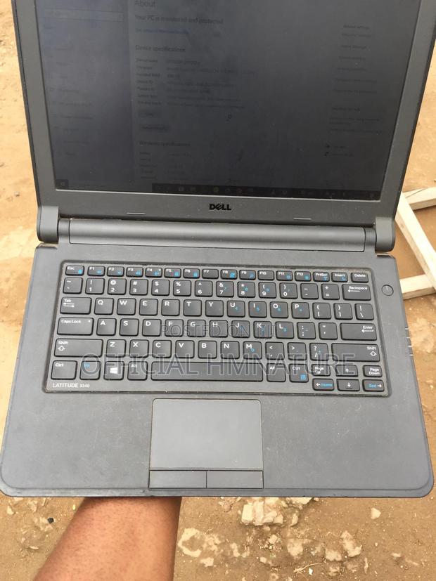 Laptop Dell Latitude 13 3340 4GB Intel Core I3 SSD 500GB · Photo 2