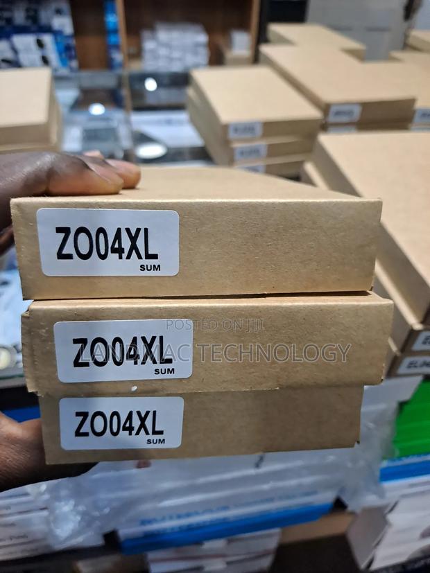 Zo04xl Replacement Battery Compatible With Hp Zbook Studio G3 G4 · Photo 2