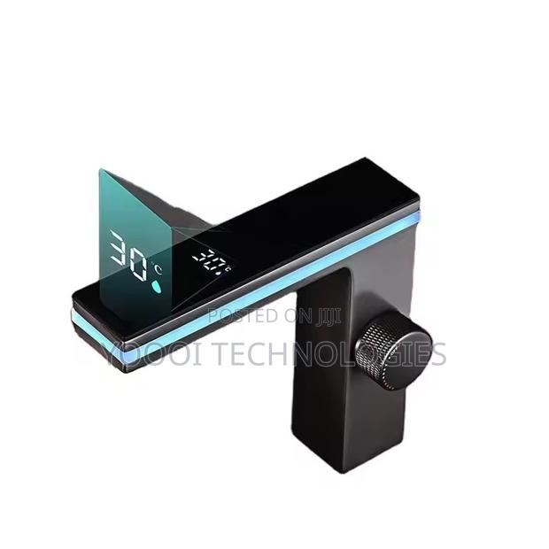 Intelligence Led Display Faucet Tap Mixer · Photo 4
