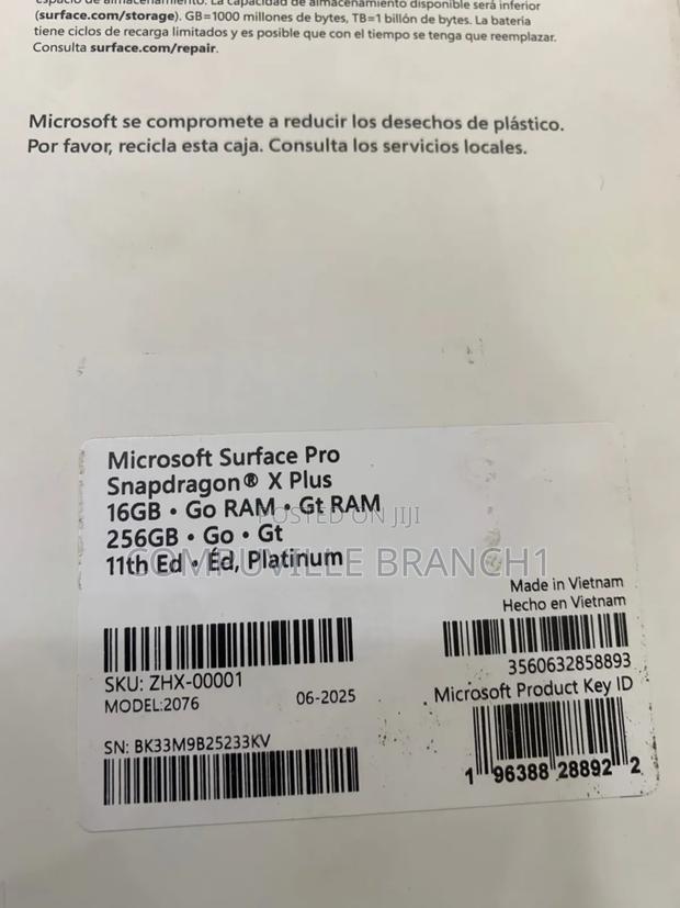 New Microsoft Surface Pro 16GB Qualcomm Snapdragon X Plus SSD 256GB · Photo 3