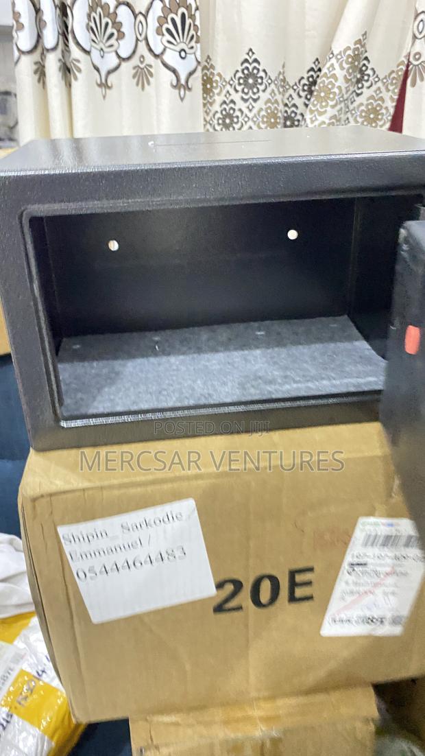 Electronic Safe Box -Steel Cabinet With Digital Password · Photo 4