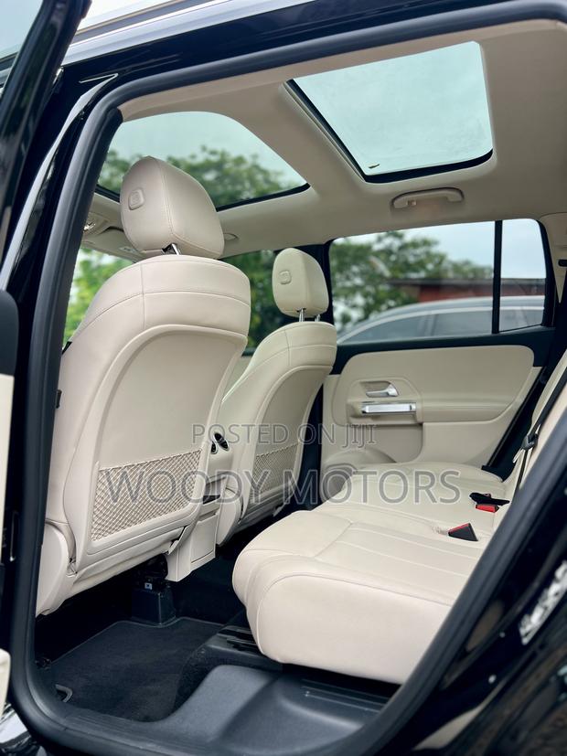 Mercedes-Benz GLB-Class GLB 250 4MATIC 2020 Black · Photo 6