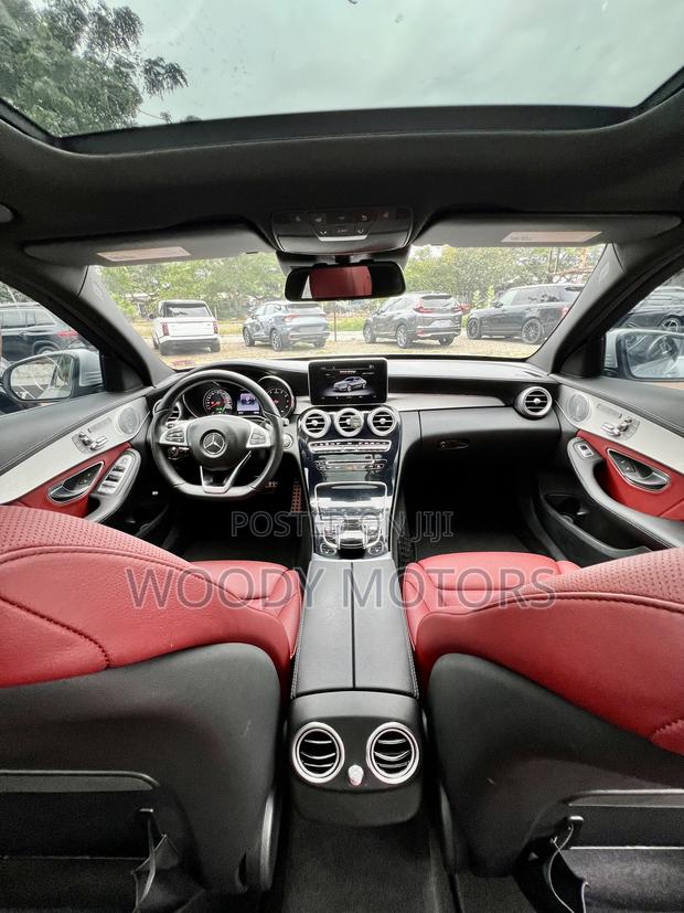 Mercedes-Benz C300 Sport 4dr AWD 4Matic Sedan (2.0L 4cyl 7A) 2015 · Photo 5