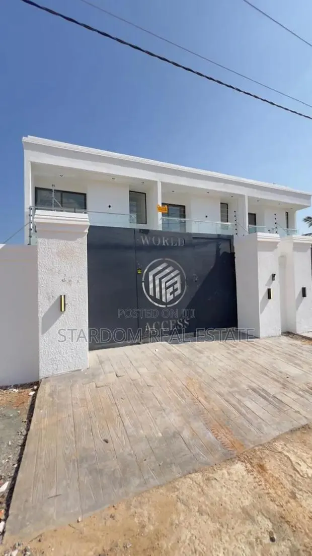 2bdrm Townhouse/Terrace in Nanakrom, Ashaley Botwe for sale · Photo 1