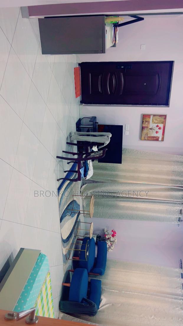 Furnished 3bdrm Townhouse / Terrace in Bronko Housing, Sakumono · Photo 5