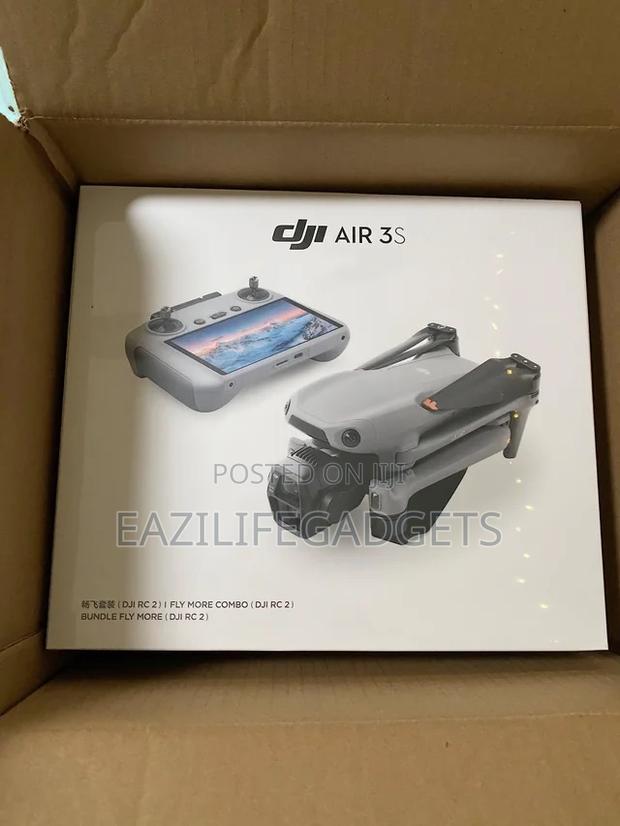 Dji Air 3s Rc 2 Fly More Combo Drone · Photo 2