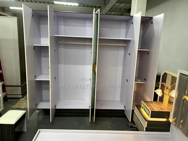 Foreign Type Bed Room Set · Photo 4