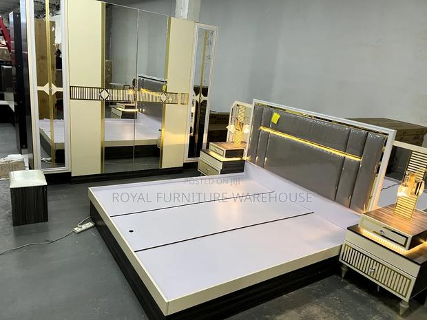 Foreign Type Bed Room Set · Photo 1