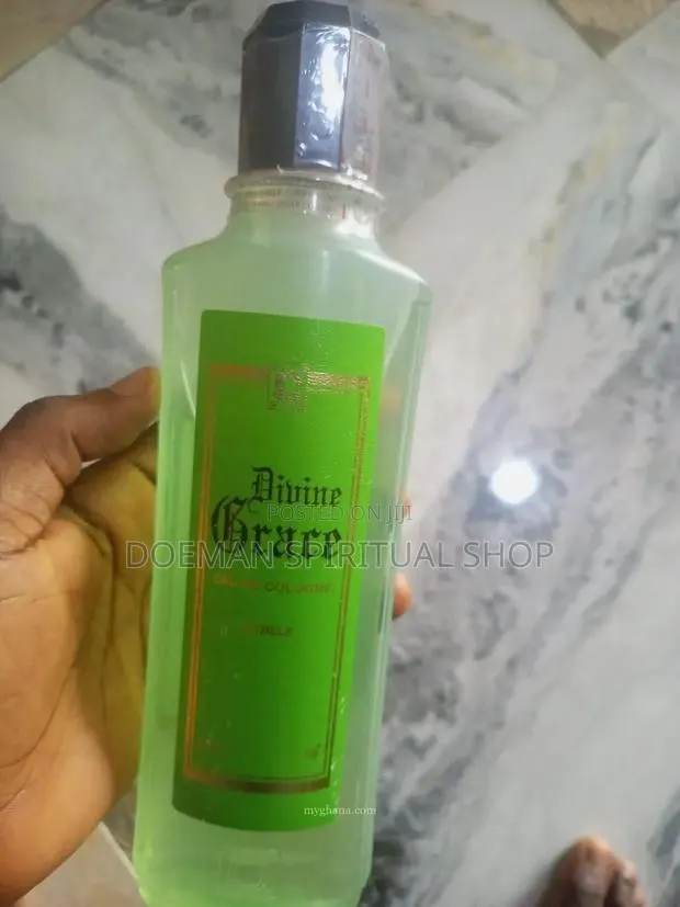 Divine Grace Perfume · Photo 1