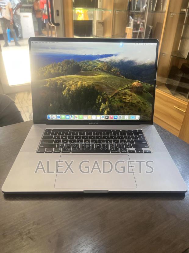 Laptop Apple MacBook Pro 2019 16GB Intel Core I7 SSD 512GB · Photo 2