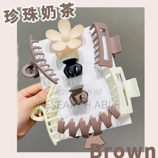 Hair Claw Clips · Photo 3