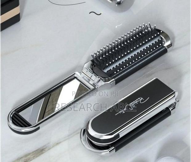 Portable Hair Brush · Photo 1