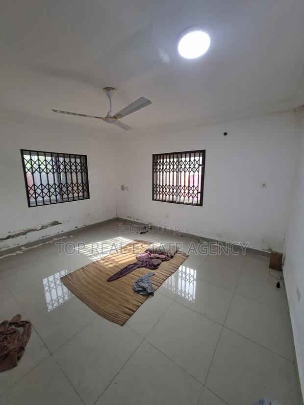 2bdrm Apartment in Adenta, Danfa for rent · Photo 6