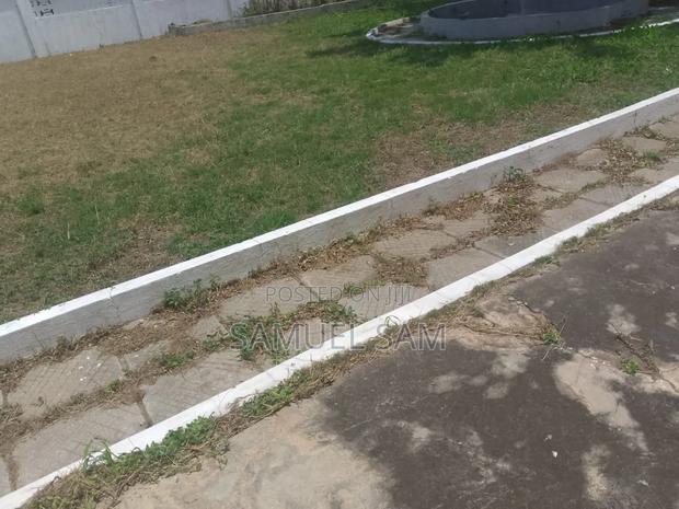 5bdrm House in Tema Community 10 for rent · Photo 4