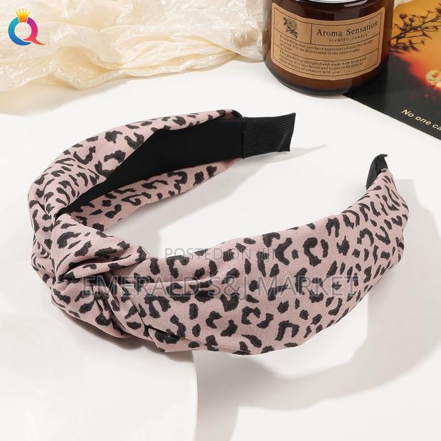 Hair Band/Hair Accessory · Photo 3