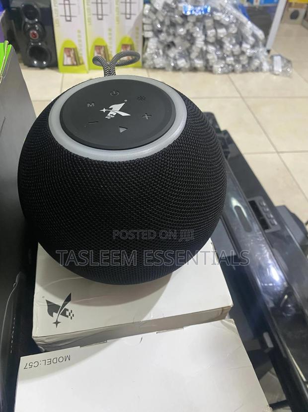 X Portable Loud Speakers · Photo 1