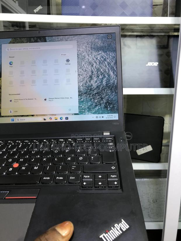 Laptop Lenovo ThinkPad T460s 8GB Intel Core I5 SSD 256GB · Photo 5