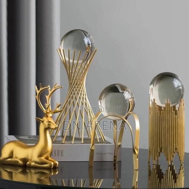 Golden Crystal Decorations Ornament · Photo 2
