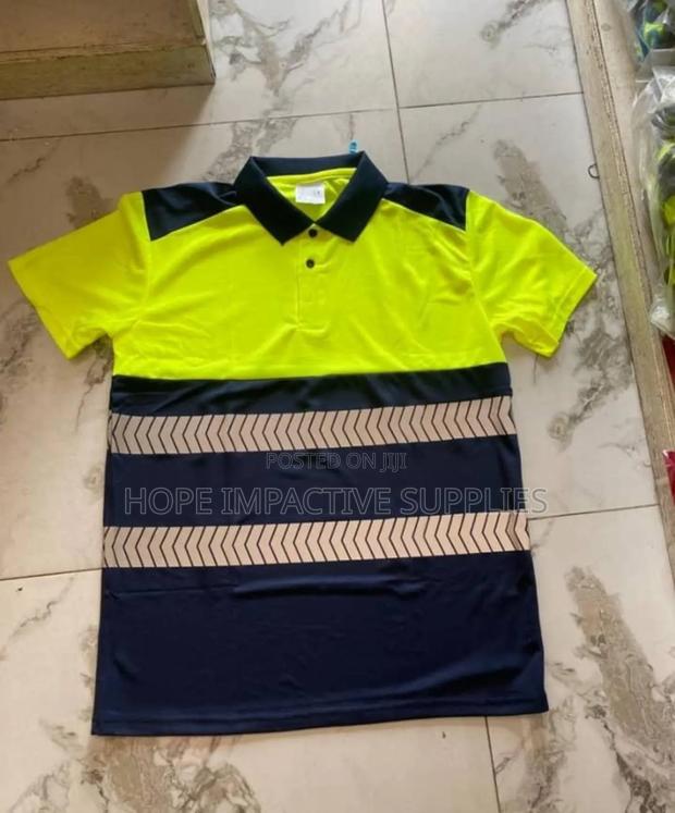 Polo Shirt - Short Sleeve(Fishbone) · Photo 2