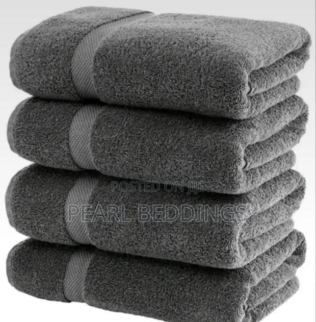 Premium Quality High Grade 100% Cotton Bath Towel Available In Colors · Photo 4