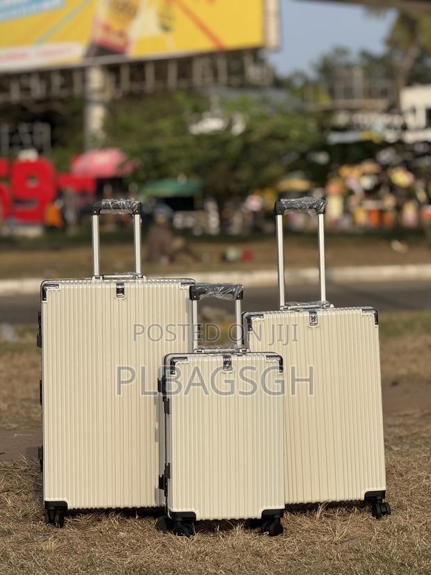 New Polycarbonate Frame Luggage 20/24/28 Inch Trolley Pc · Photo 4