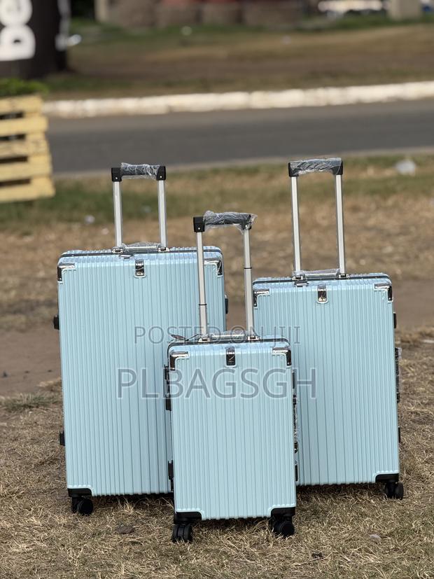 New Polycarbonate Frame Luggage 20/24/28 Inch Trolley Pc · Photo 1