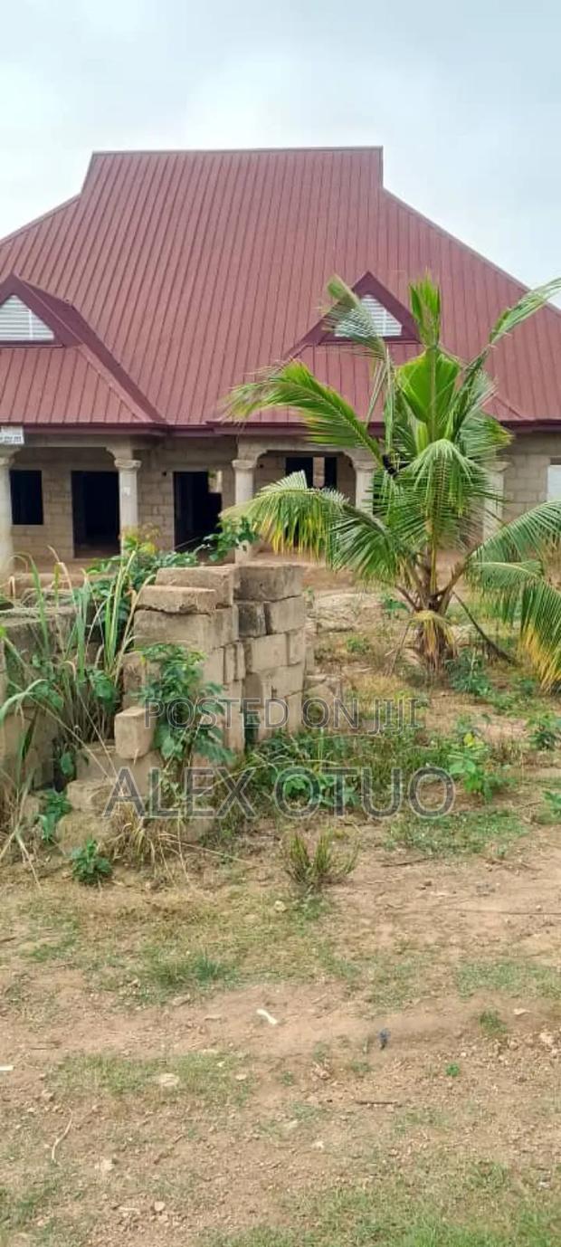 6bdrm House in Alex Otuo Properties, Kumasi Metropolitan for sale · Photo 3
