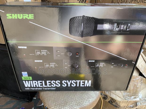 Shure Slxd4/Slxd2 Digital Wireless Microphone · Photo 2