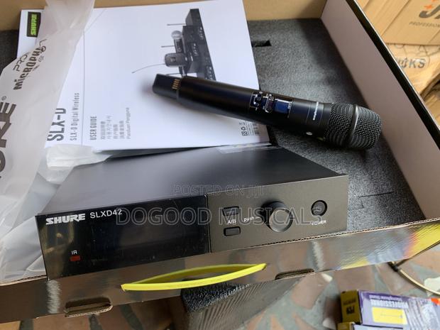 Shure Slxd4/Slxd2 Digital Wireless Microphone · Photo 1