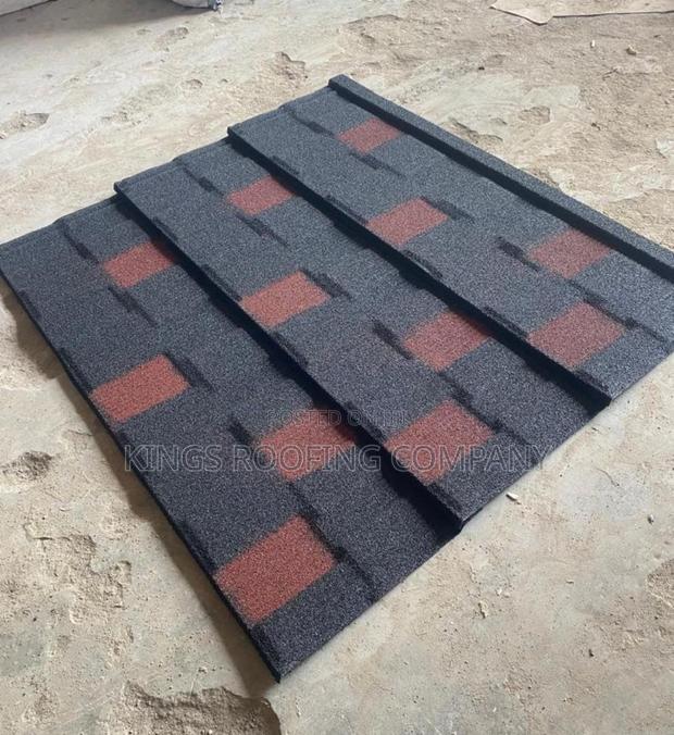 Design Black and Brown Shingle Roofing Tiles · Photo 1