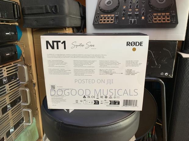 Rode Nt1 Signature Series Studio Condenser Microphone · Photo 3