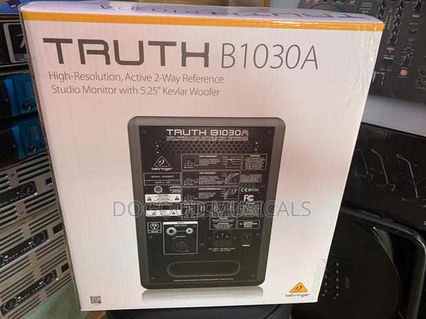 Behringer Truth B1030a Active 2-way Studio Monitor,5.25” Kevlar Woofer · Photo 3