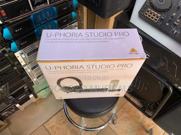 Behringer Podcastudio-2 Usb Complete Podcastudio Bundle With Usb Mixer · Photo 7